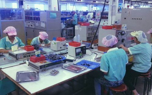 苹果供应链违规 学生工加班夜班成常态，企业责任与监管难题